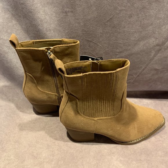 Universal Thread Solita Faux Suede Cowboy Booties - Picture 10 of 12